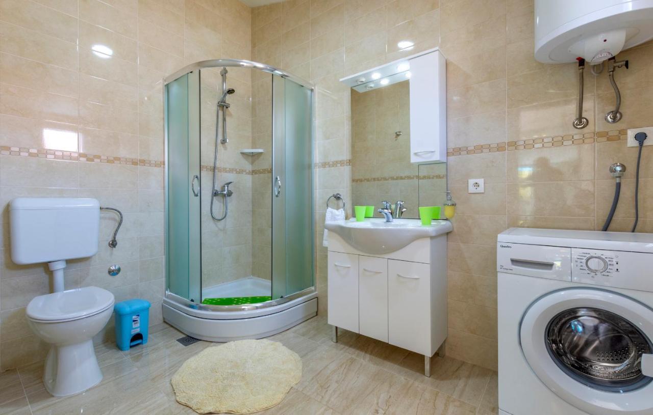 Apartments Listes Milna  Zewnętrze zdjęcie