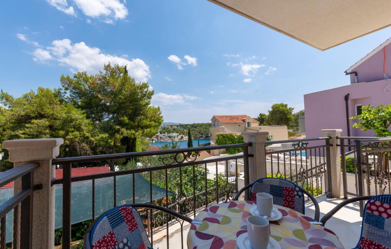 Apartments Listes Milna  Zewnętrze zdjęcie