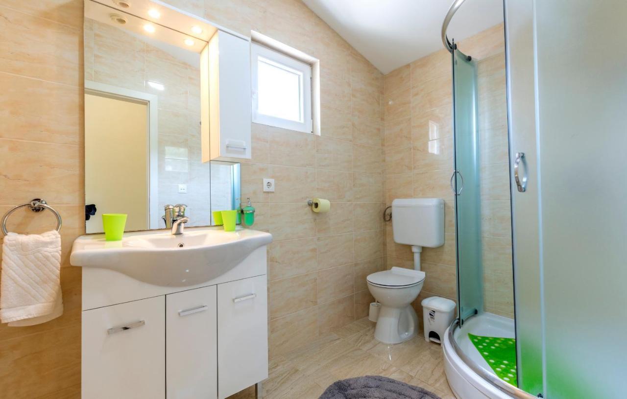 Apartments Listes Milna  Zewnętrze zdjęcie