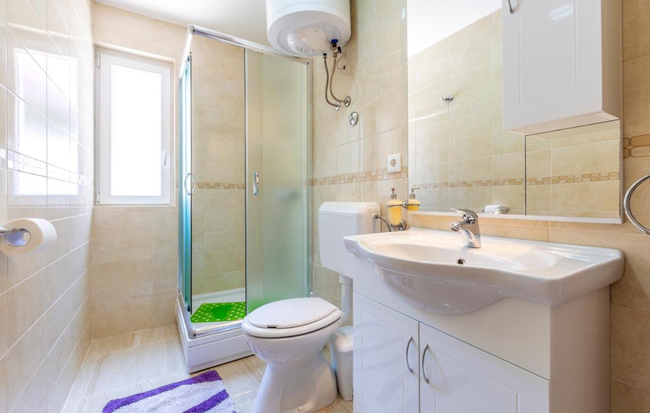 Apartments Listes Milna  Zewnętrze zdjęcie